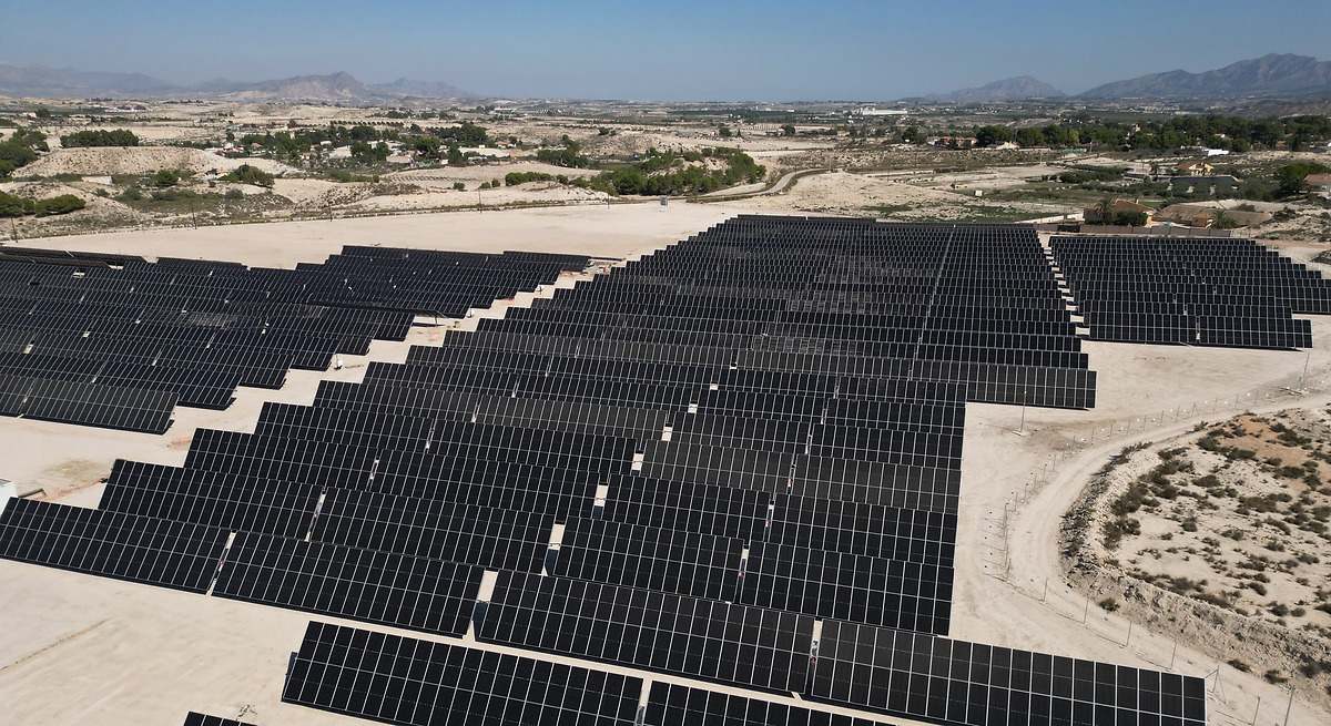 Soltec vende su participación en la  joint venture  con Total Energies y amortiza deuda con Pino Investments
