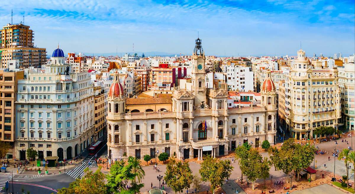 El precio de la vivienda sube un 9,4% en abril impulsado por las islas, capitales y grandes ciudades del país
