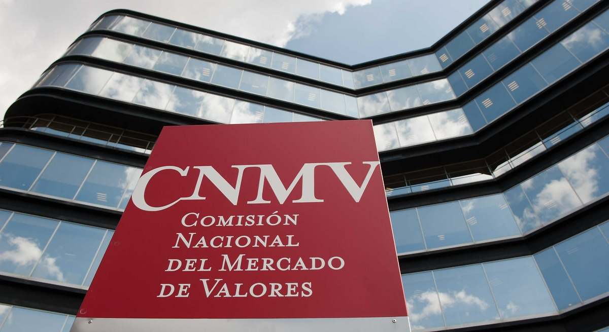 La opa de BBVA sobre Banco Sabadell es la operación más compleja abordada por la CNMV en las últimas dos décadas