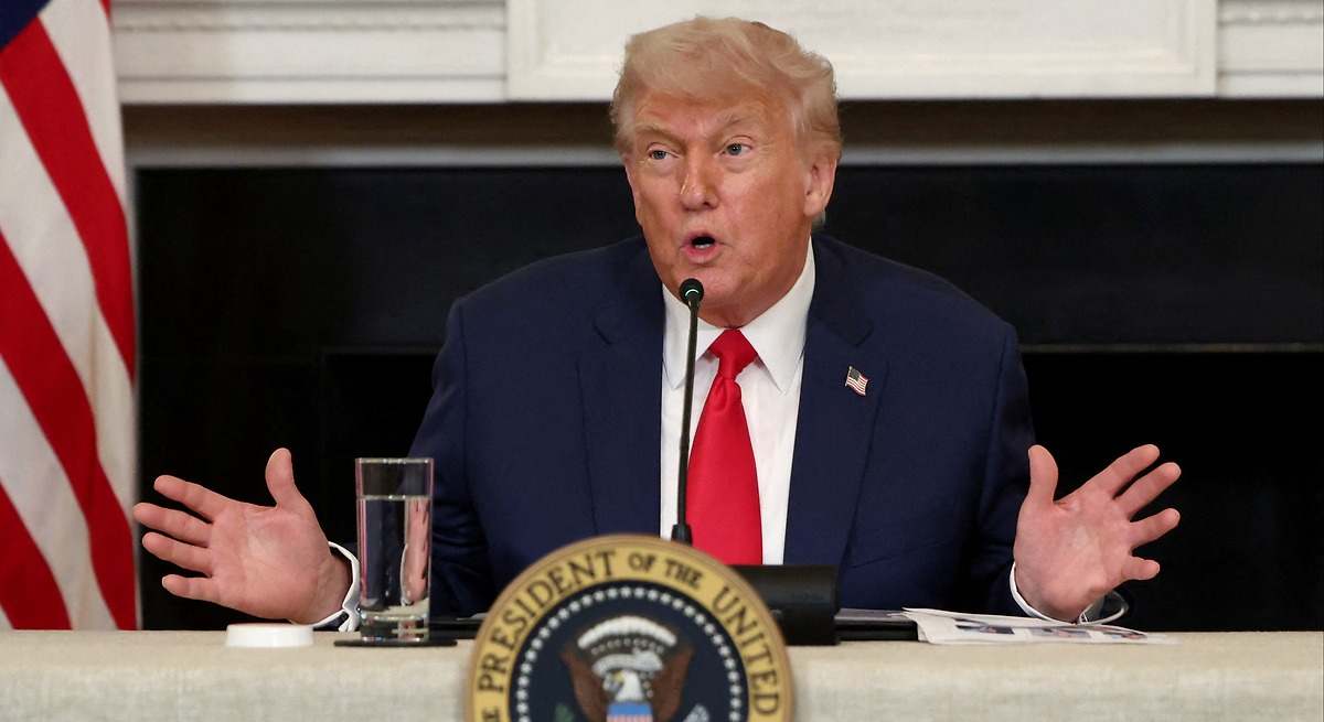 Trump promete que la UE recibirá una carta con aranceles "en un par de días" y dice que negociar acuerdos es "demasiado trabajo"