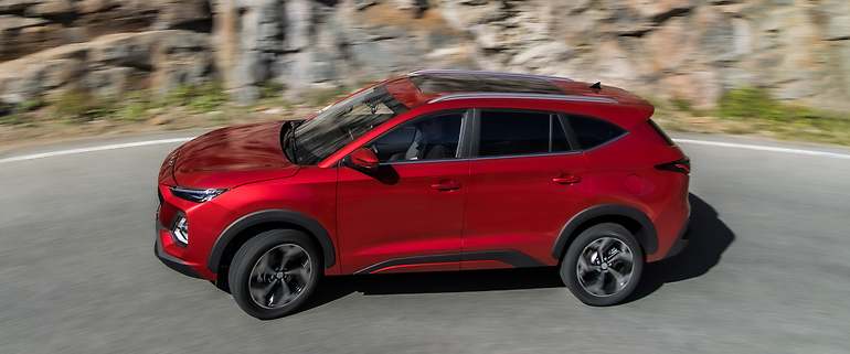 Lateral del SUV de siete plazas.