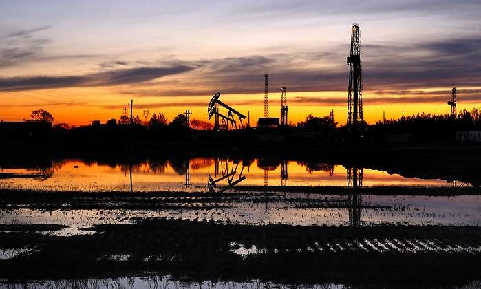 perforacion-petroleo-agua.jpg