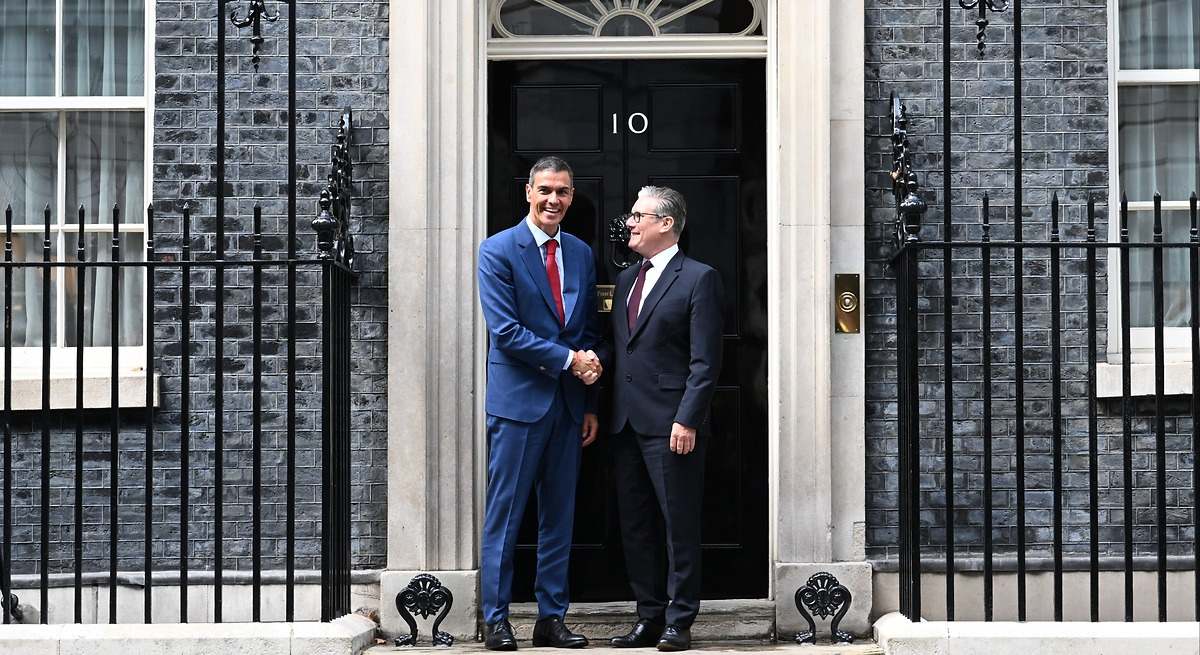 Sánchez y Starmer firman su primer acuerdo empresarial tras el Brexit