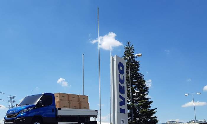 Iveco100.jpg