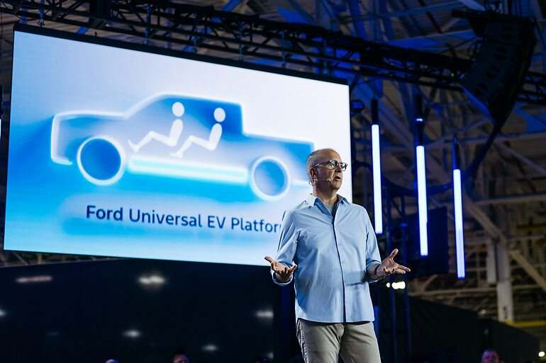 El responsable de vehículo eléctrico en Ford, Doug Field