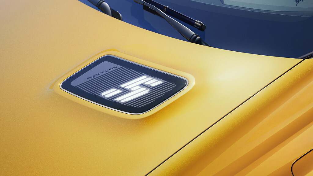 Nuevo Renault 5. 5/5, carga completa. El icónico número «5» del capó indica el nivel de carga disponible de un vistazo.