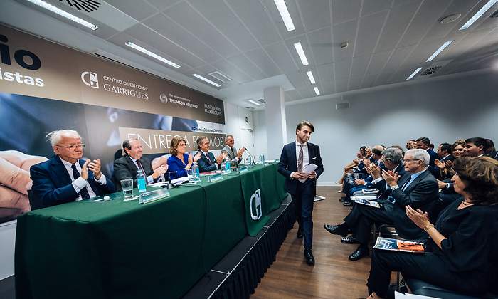 Premio-Jovenes-Juristas-2018-Juan-Antonio-Mancilla.jpg