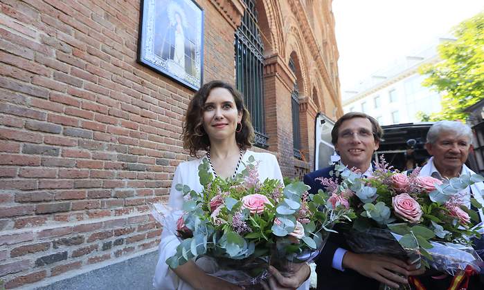ayuso-almeida-paloma.jpg