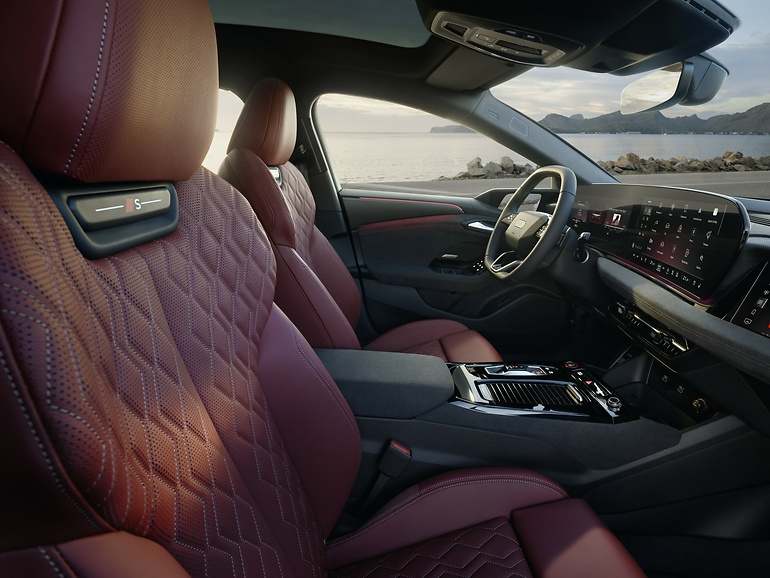 770x_Audi_A6_S6_Avant_interiores_16.jpg