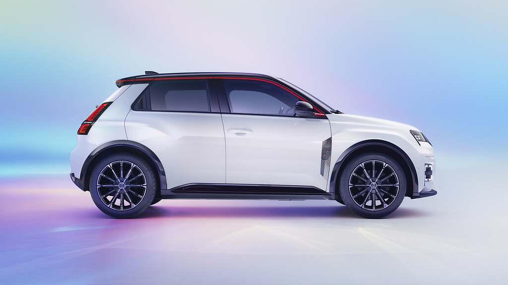 Nuevo Renault 5. Con el color blanco se aprecian mejor sus detalles.