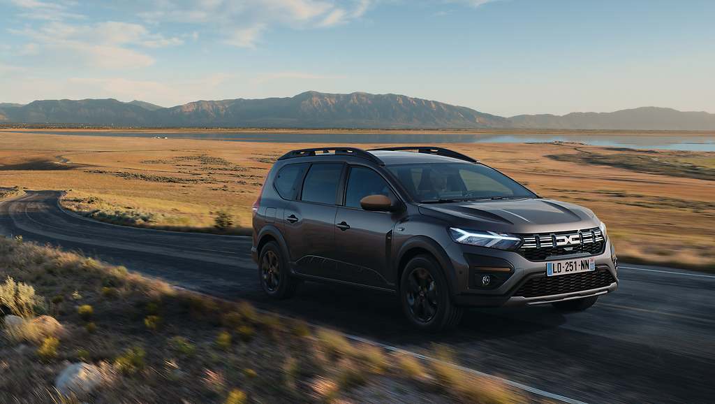 Dacia Jogger ECO-G 100 CV. Desde 18.640 euros.