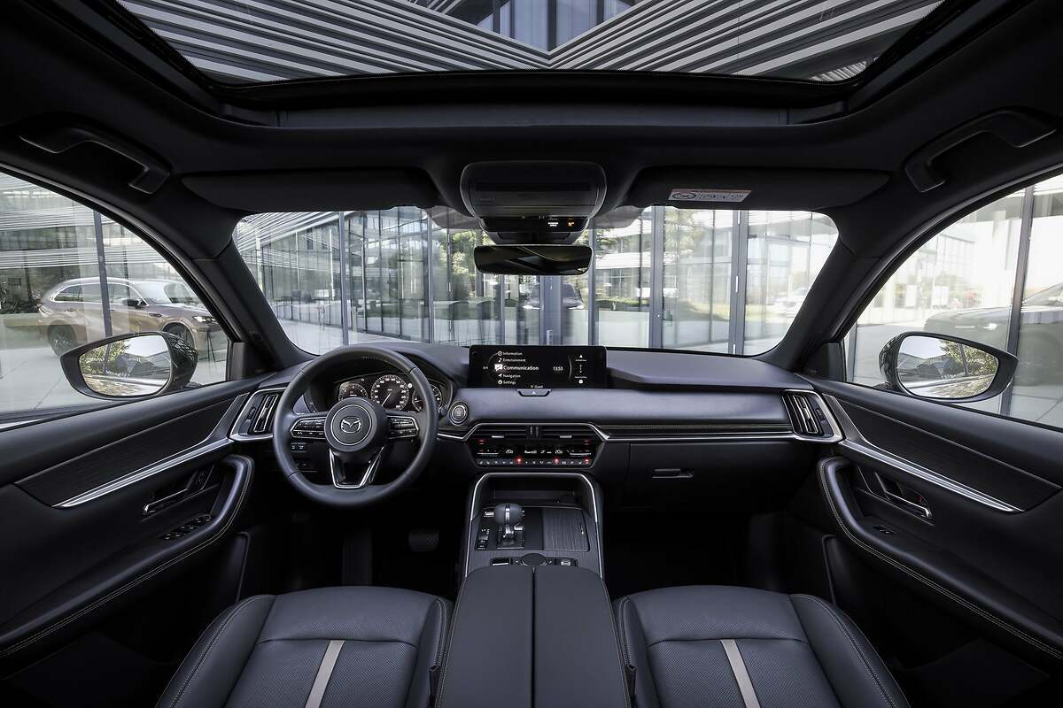 Mazda CX-80. Interior con el acabado Homura.