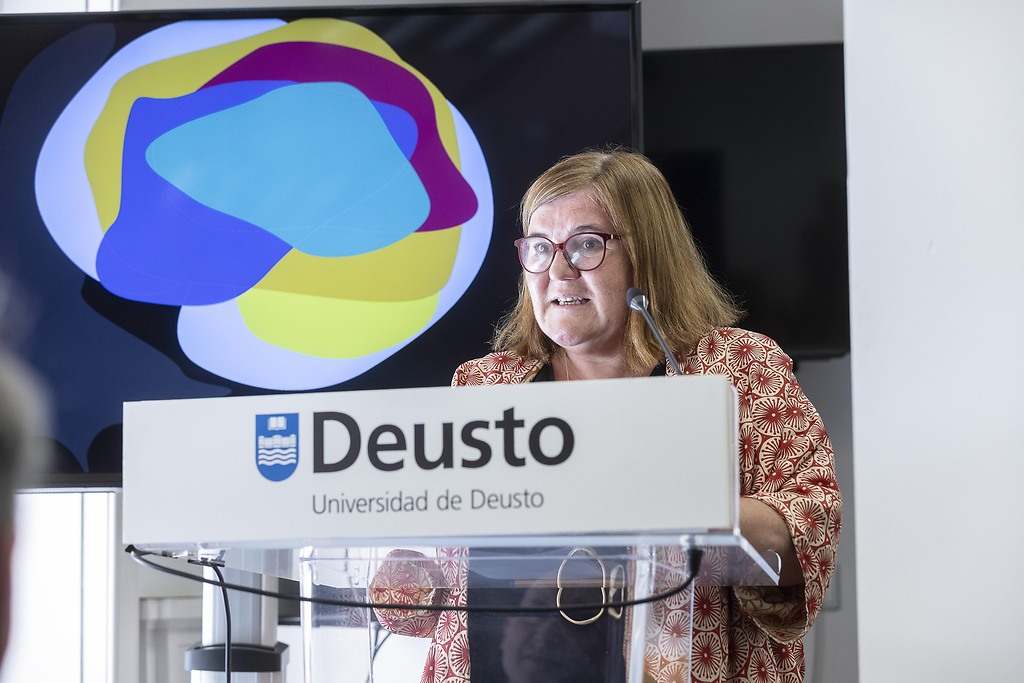 Deusto entrega el Premio Ada Byron
