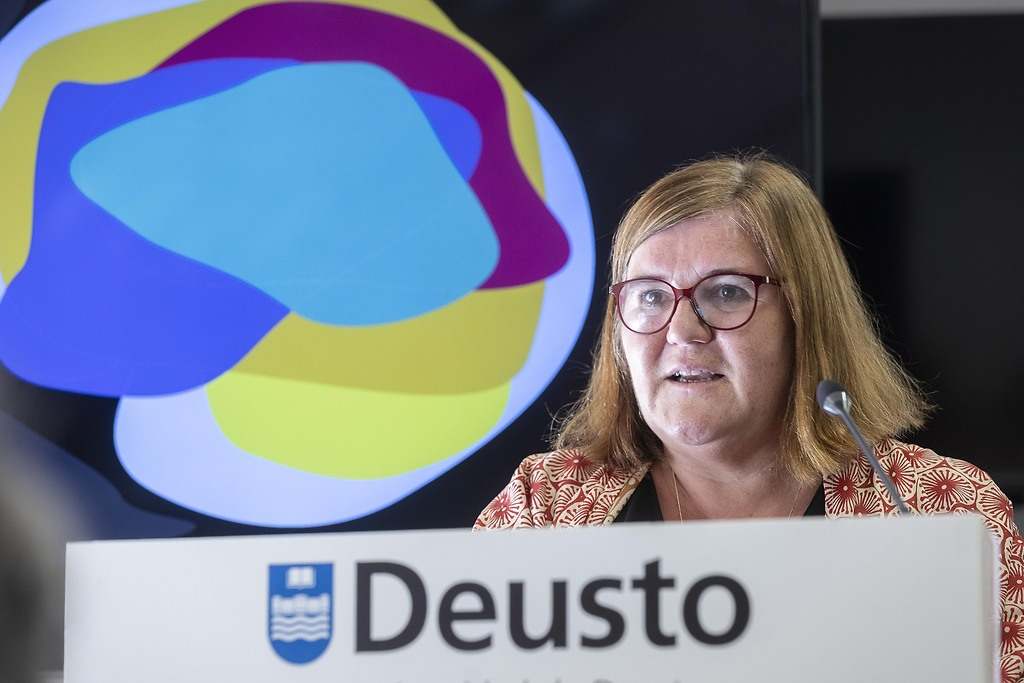 Deusto entrega el Premio Ada Byron