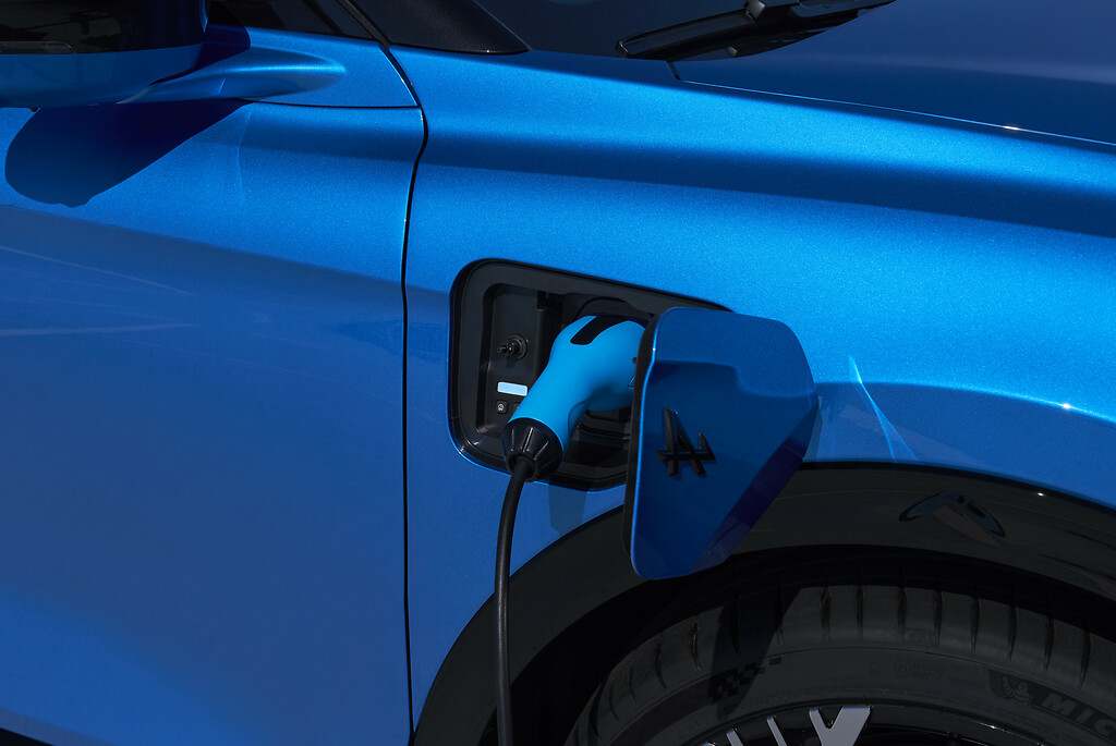 Alpine A390