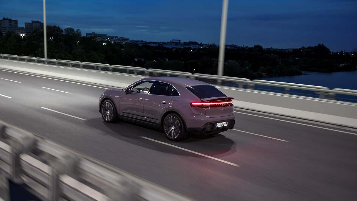 Porche Macan. Eléctrico, etiqueta CERO