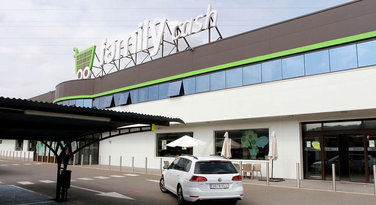 Los hipermercados valencianos Family Cash venden un 9% más y facturan un récord de 673 millones