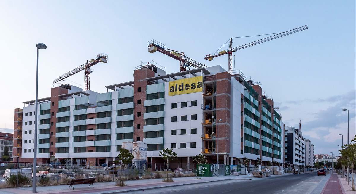 ¿Estamos a las puertas de una nueva burbuja inmobiliaria? Los expertos dicen que no, pero los precios ya están por encima del 'boom' de 2008
