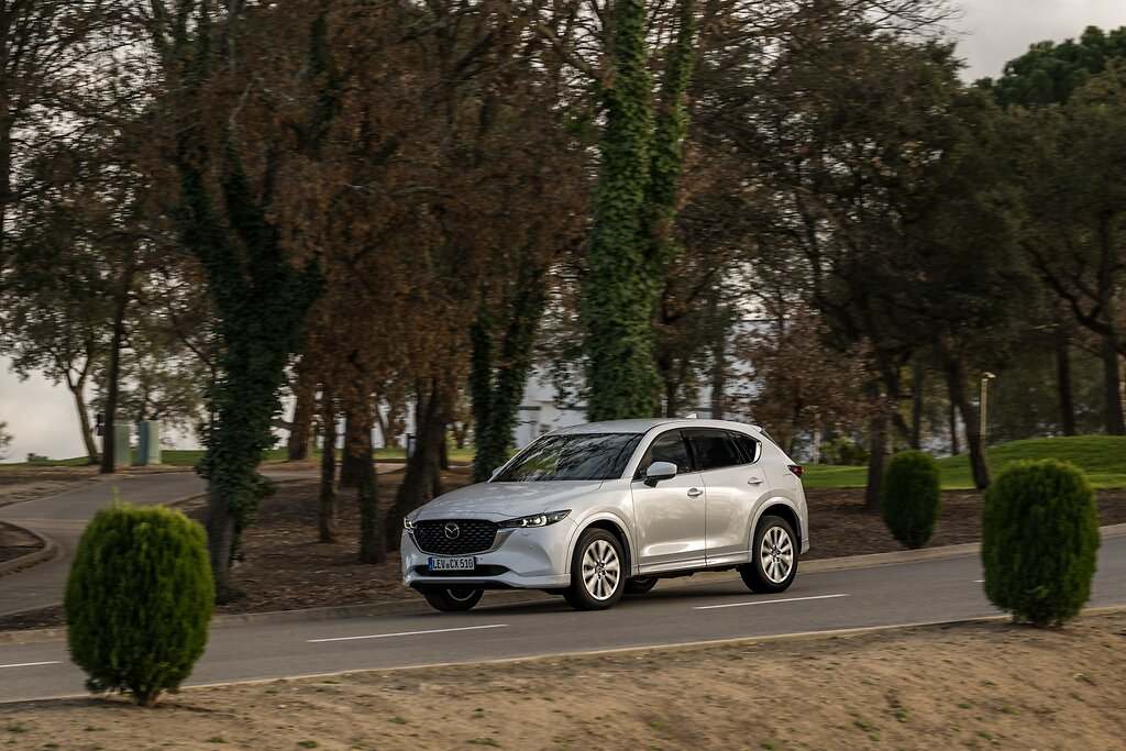 Kia Sportage 1.6 T-GDI MHEV 150 CV y 1.6 CRDi MHEV. Desde 32.600 euros.