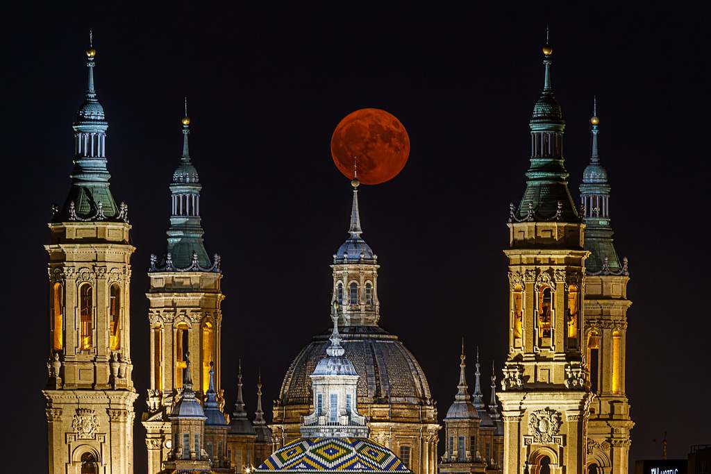 Sobre el Pilar