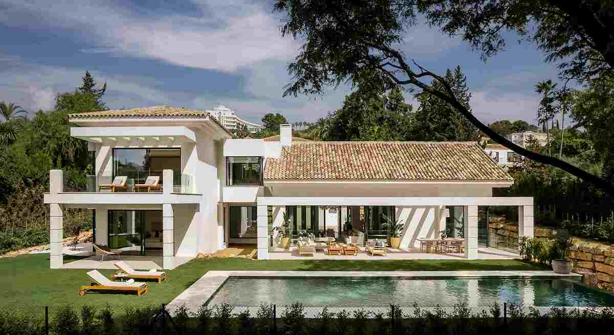El mercado inmobiliario de lujo esquiva la desaceleración: precios al alza y un 25% más de ventas en Marbella