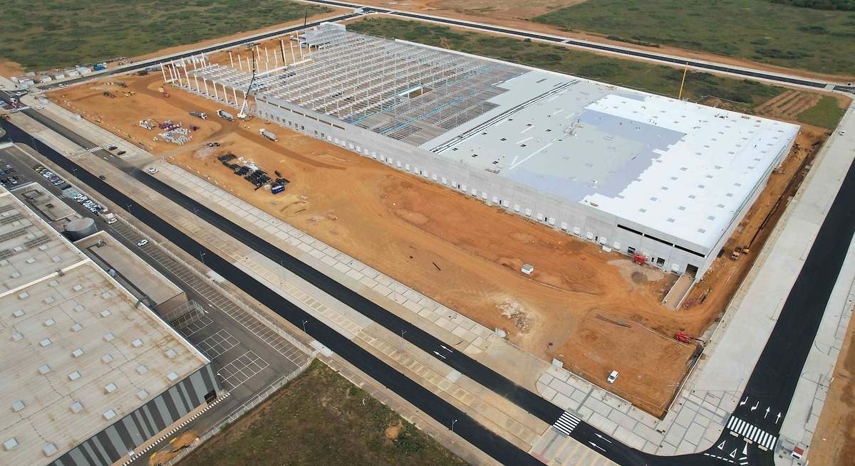 Dia invertirá 42 millones de euros para levantar un centro logístico en León