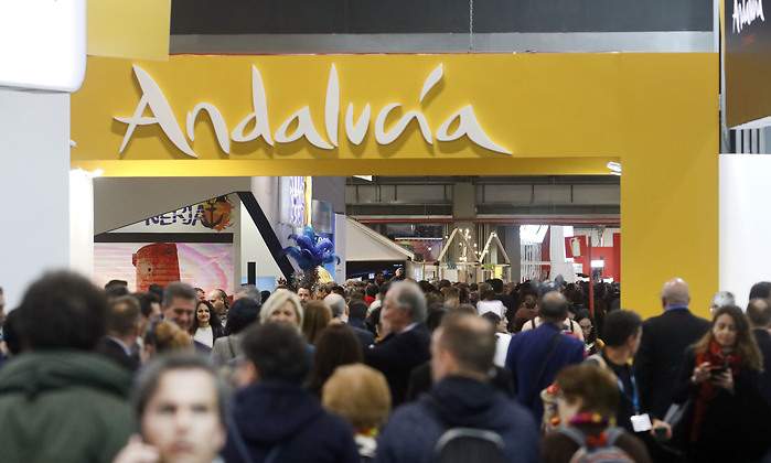 Fitur.jpg