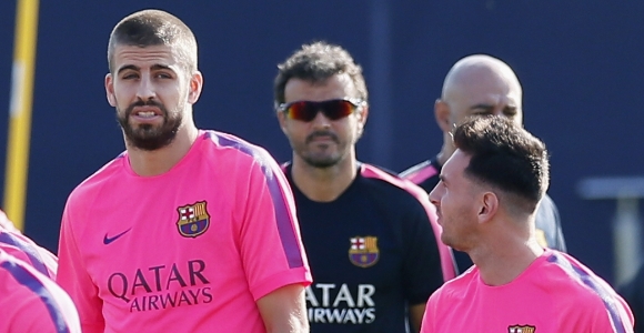 pique-messi-lucho-reuters.jpg