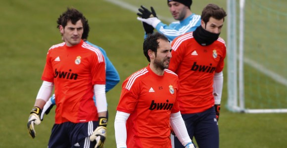 Casillas-DiegoLopez-Jesus-entreno-2013-efe.jpg