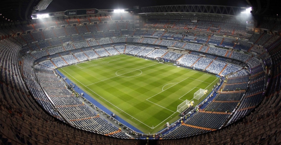 Bernabeu-vacio-2011-clasico.jpg