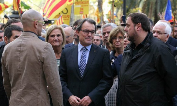 ArturMas-declara-junqueras-15oct-LuisMoreno.jpg