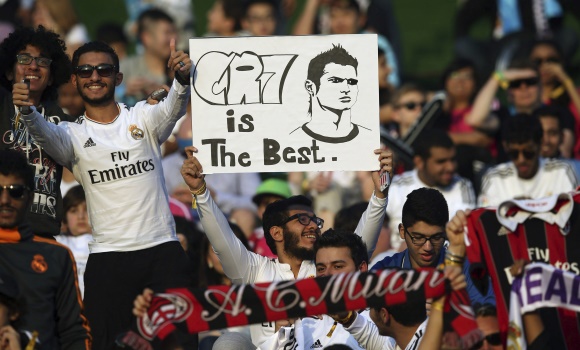 Aficionados-Dubai-RealMadrid-2014-efe.jpg