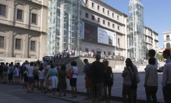museo-reina-sofia-colas-580x350.jpg