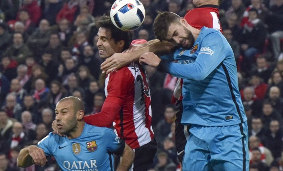 pique-mascherano-athletic-copa-efe.jpg