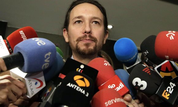 pabloiglesias-microfono-efe.jpg