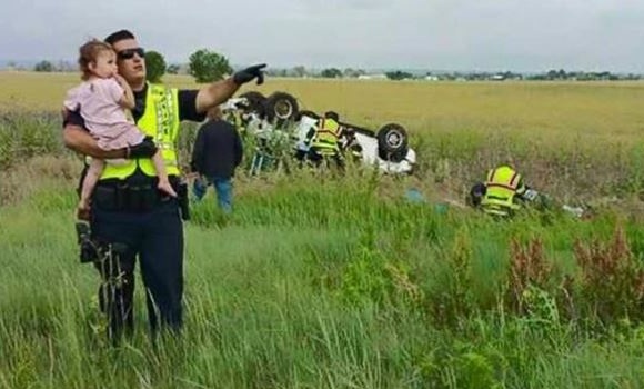 policia-colorado-nina.jpg