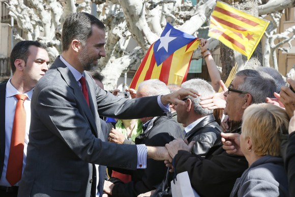 Principe-saluda-esteladas-2013-efe.jpg