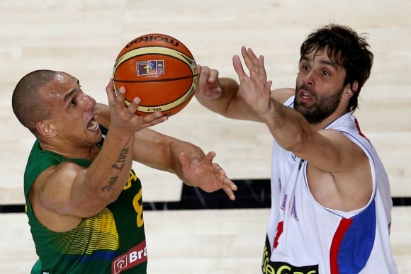 teodosic-brasil-reuters.jpg