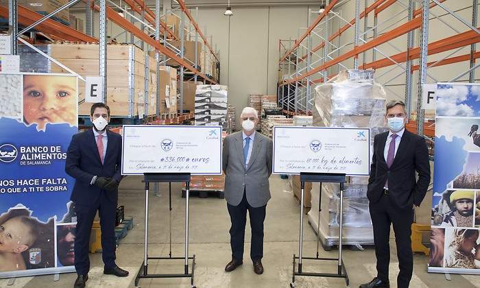 Foto-EFCL-entrega-Banco-Alimentos.jpg