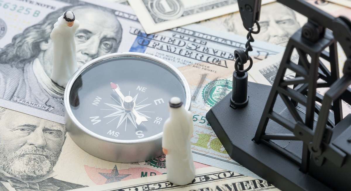 Arabia Saudí quiere que la OPEP+ acelere el nuevo aumento de producción y el petróleo lo sufre con caídas del 3%