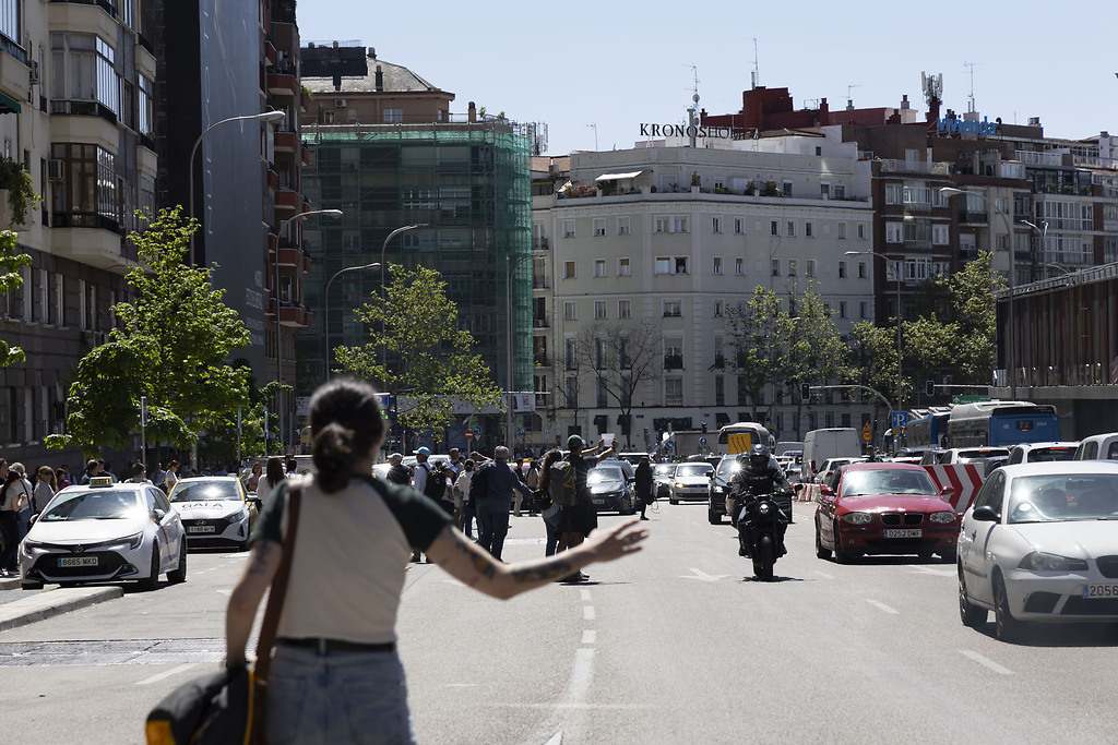 Levantar el dedo como alternativa