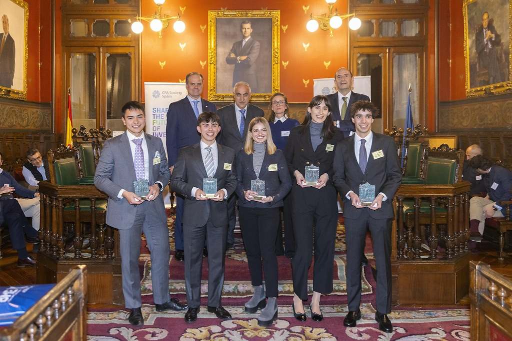 Equipo vencedor. Universitat Pompeu Fabra.