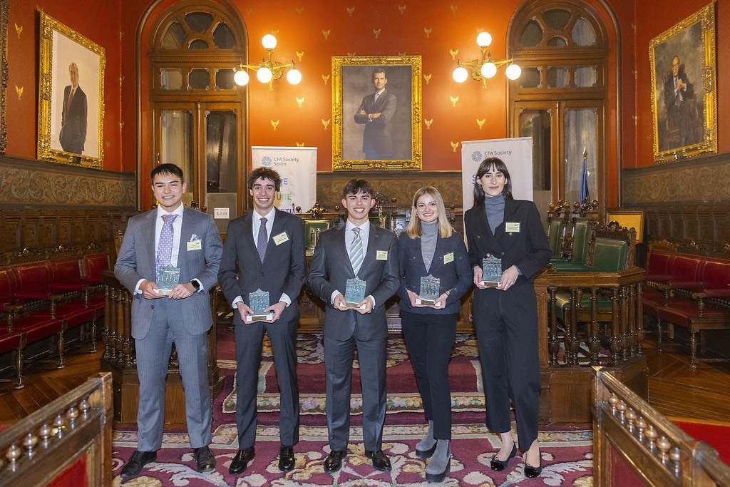 Equipo vencedor. Universitat Pompeu Fabra.