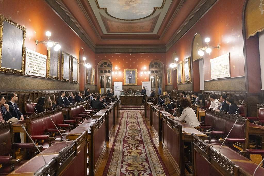 Premios CFA Society Spain Research Challenge 2024 en La Bolsa de Madrid