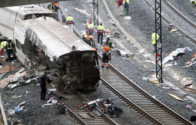 Tren-accidente-galicia-2013.jpg