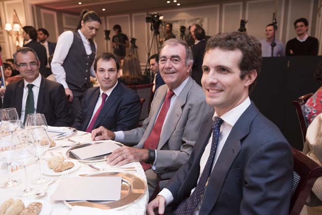 Almuerzo Aniversario con los Reyes