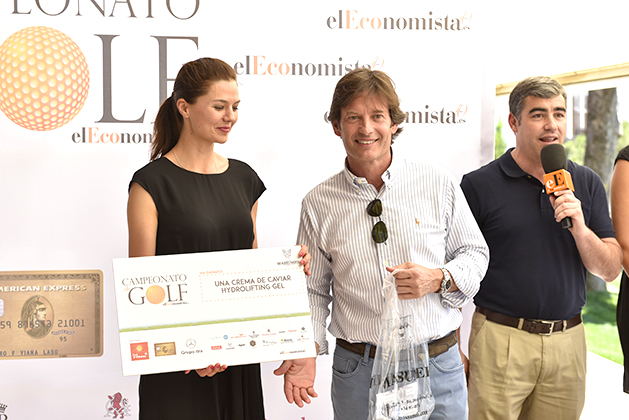 Gerard Tsobanian (Madrid Open) ganador de una crema de caviar hydrolifting gel cortesía de MASSUMEH
