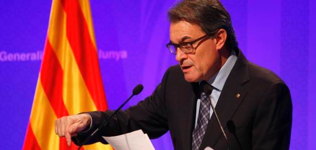 Mas-dedo-Luis-Moreno.jpg