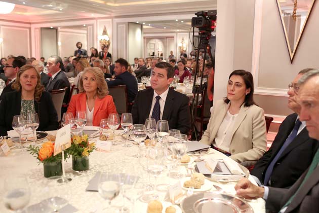 Almuerzo Aniversario con los Reyes