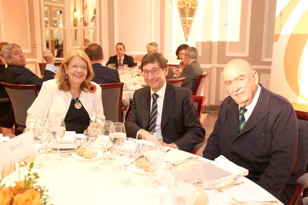 Almuerzo Aniversario con los Reyes